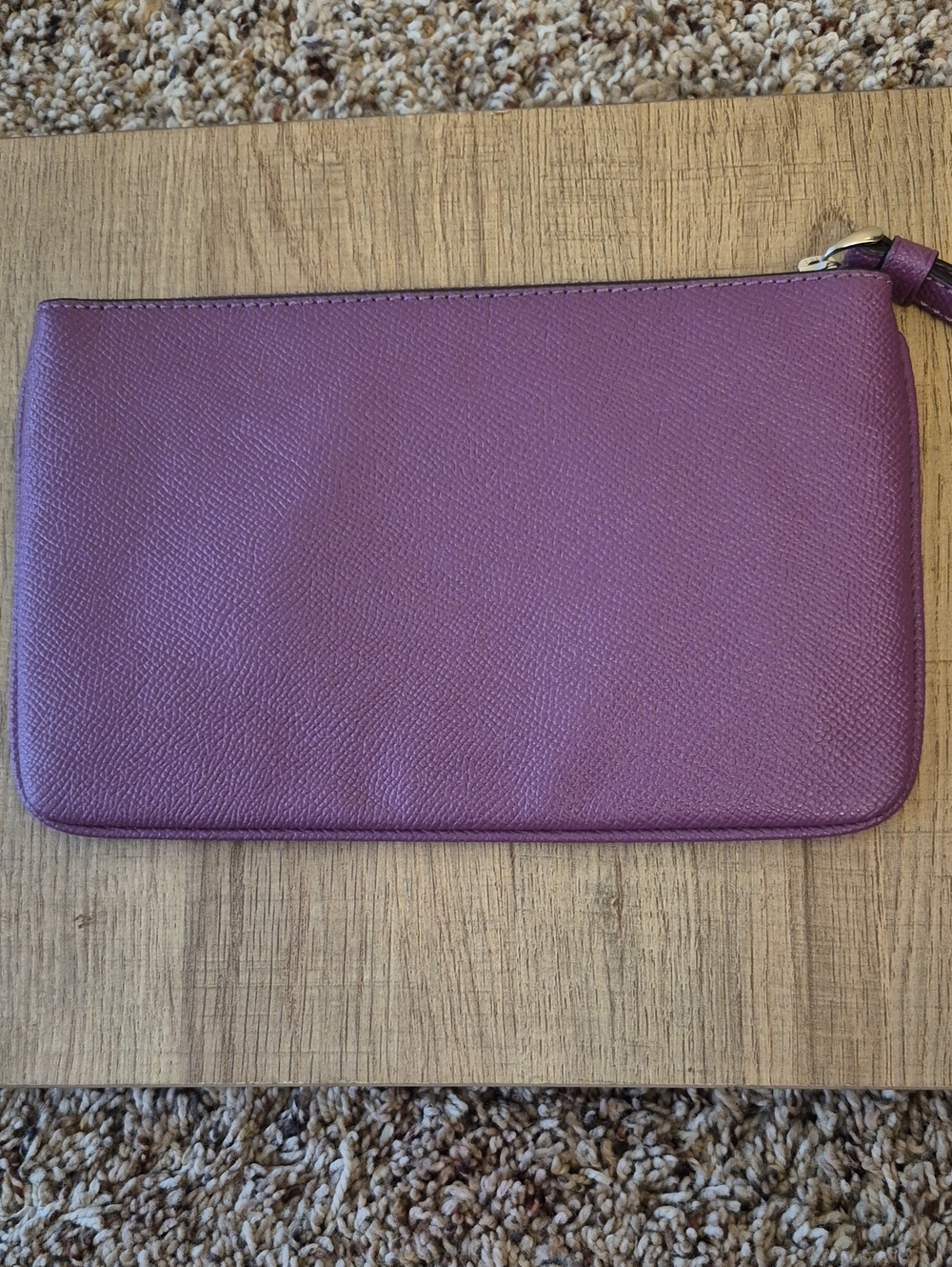 PLUM color COACH Corner Zip WRISTLET - Picture 2 of 4